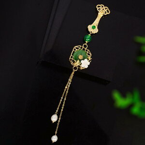 ブローチ レディース 中国風 如意結び 漢服 チャイナドレス 胸飾り 淡水パール マザーオブパール 花 フラワー 模造翡翠 タッセル 銅製 電気メッキ加工 ゴールド レトロ アンティーク 和装小