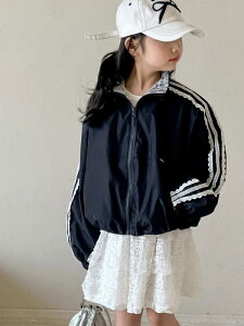 ジャケット 女の子 女児 キッズ 子供服 春夏 アウター ブルゾン 韓国風 おしゃれ トレンド スタジャン ベースボールジャケット ストライプ柄 立ち襟 ジップアップ ショート丈 綿 ポリエステ