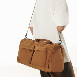 ボストンバッグ 男女兼用 大容量 手提げ 乾湿分離 折りたたみ ジム スポーツ 旅行 トラベル 出張 フィットネス ナイロン 携帯用 通気 耐摩耗性 黒 白 ブラウン カバン