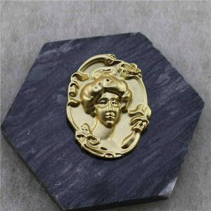 u[`  ăt@bV Be[W g AeB[N l v[g  dCbLH }bgS[h }[KbgfUC