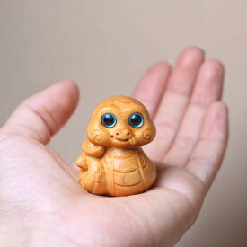 置物 干支 蛇 スネーク かわいい ミニチュア 手のひらサイズ 木製 天然木 崖柏 紫檀 黄金檀 緑檀 コレクション アジアン インテリア 癒し デスク飾り お守り