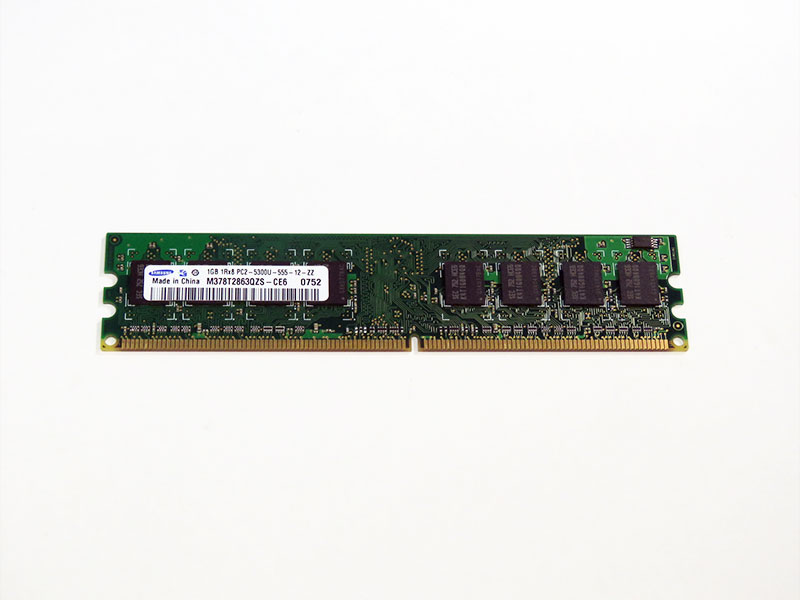 M378T2863QZS-CE6 最大59％オフ Samsung 年末のプロモーション 1GB DDR2 667MHz 中古 PC2-5300U-555
