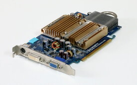 GIGABYTE GeForce 7600GS 256MB DVI/VGA/TV-out PCI Express x16 GV-NX76G256D-RH【中古】