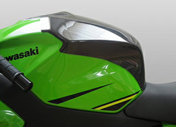楽天市場】マジカルレーシング タンクエンド 綾織カーボン 18-Ninja400 