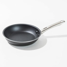 マイヤー MEYER ミニマル フライパン 20cm 26cm 28cm 深型24cm エッグパン18cm ブラック フライパン IH対応 軽量 アルミ フッ素加工 焦げ付きにくい こびりつかない お手入れ簡単 オール熱源 ガス対応 料理 初心者 一人暮らし 新生活 キッチン用品 調理器具 人気 売れ筋☆★