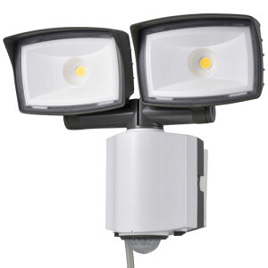 【送料無料】オーム電機 LEDセンサーライト 2灯 コンセント式 OSE-LS2200