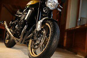 DUNLOP �_�����b�v TT100GP �y100/90-18 M/C 56H TL�z �^�C�� BMW HONDA �z���_ KAWASAKI �J���T�L Mondial �����f�B�A�� MOTOGUZZI ���g�O�b�` ROYAL ENFIELD ���C�����G���t�B�[���h TRIUMPH �g���C�A���t YAMAHA ���}�n 