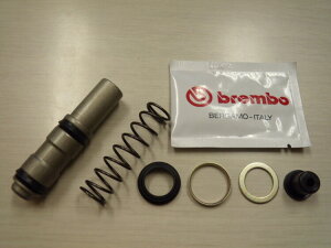 Brembo u{ P15(A}X^[)sXgV[Lbg ̑u[L}X^[V_[IvVECi u[L