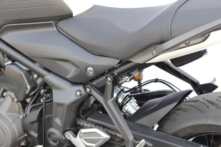 KIJIMA キジマ ヘルメットロック トライデント660 TRIUMPH トライアンフ ウェビック キジマ (kijima) ヘルメットロック トライデント660