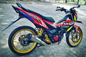 R9 Exhaust �A�[���i�C���G�L�]�[�X�g New Alpha �t���G�L�]�[�X�g�}�t���[ SONIC 150 Sonic HONDA �z���_ �}�t���[