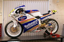 楽天市場】nsr250 カウル セットの通販
