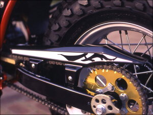 CHIC DESIGN VbNfUC `F[P[X TW200 TW200E TW225E YAMAHA }n `F[Jo[ O