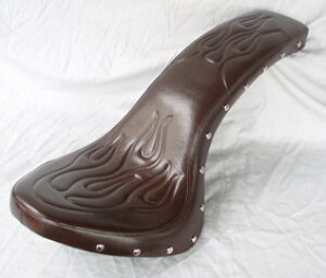 American Dreams アメリカンドリームス コブラシート ファイヤーパターン スタッド コゲ茶レザー ドラッグスター400クラシック YAMAHA ヤマハ シート シート関連 外装