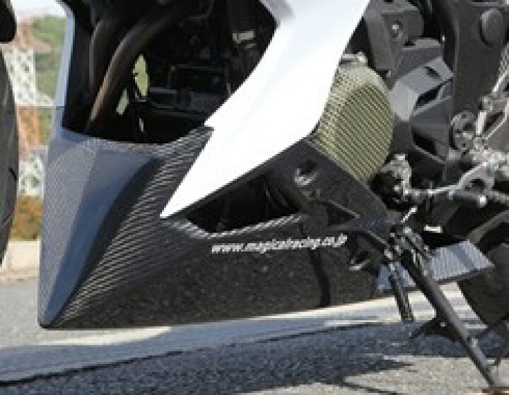 楽天市場】Magical Racing マジカルレーシング アンダーカウル 素材:平織りカーボン製 Z250 KAWASAKI カワサキ : ウェビック 楽天市場店 楽天市場】Magical Racing マジカルレーシング アンダーカウル 素材:平織りカーボン製 Z250 KAWASAKI カワサキ : ウェビック 楽天市場店