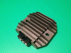 H.Craft HNtg YZF SRX700 hbOX^[ M^[/N` SRX700S 8DW3D4 TDM850 TMAX500 VT700 8DM6 VX700LT 8ED2D3 YP250A YZF-R1 YZF-R6 YZF600T_[Lbg hbOX^[400 }WFXeB250SG03J YAMAHA 