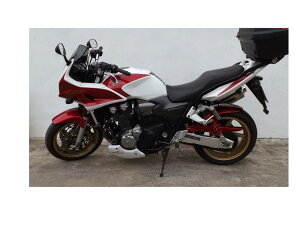 Pyramid Plastics ピラミッドプラスチック リアフェンダー(チェーンガード付)(Hugger with chainguard) CB1300 2003-2011 HONDA ホンダ リアフェンダー フェンダー関連 外装