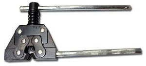 EUROPE IMPORT GOODS [bpAi 񎟓``F[p`F[u[J[ `F[Jb^[ oCNpH