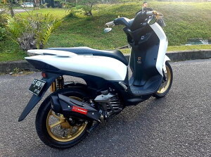 R9 Exhaust �A�[���i�C���G�L�]�[�X�g Misano Black �t���G�L�]�[�X�g LEXI YAMAHA ���}�n �t���G�L�]�[�X�g�}�t���[ �}�t���[