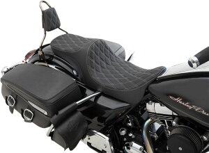 Drag Specialties �h���b�O�X�y�V�����e�B�[�Y Predator III 2-Up Seat�m0801-1305�n HARLEY-DAVIDSON �n�[���[�_�r�b�h�\�� �V�[�g �V�[�g�֘A �O��