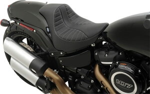 Drag Specialties �h���b�O�X�y�V�����e�B�[�Y EZ-ON Solo Seat�m0802-1129�n Softail Fat Bob FXFB 114 FXFBS HARLEY-DAVIDSON �n�[���[�_�r�b�h�\�� �V�[�g �V�[�g�֘A �O��