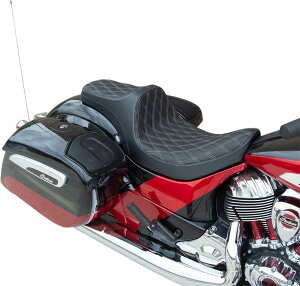 Drag Specialties �h���b�O�X�y�V�����e�B�[�Y Predator III Seat�m0810-2263�n Chieftain Limited Roadmaster Springfield Chief Dark Horse Classic INDIAN MOTORCYCLE �C���f�B�A�� �V�[�g �V�[�g�֘A �O��