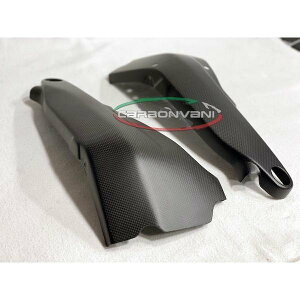 CARBONVANI J[{o[j tF[^NEt[Jo[Zbg Xg[gt@C^[V4 Xg[gt@C^[V4S DUCATI hDJeB ^NJo[ ^N֘A O