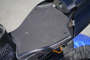 EIGHT(才谷屋) エイト(サイタニヤ) 純正シートカウル用シート台&シートベース YZF-R1 YZF-R1M YAMAHA ヤマハ シートベース シート関連 外装