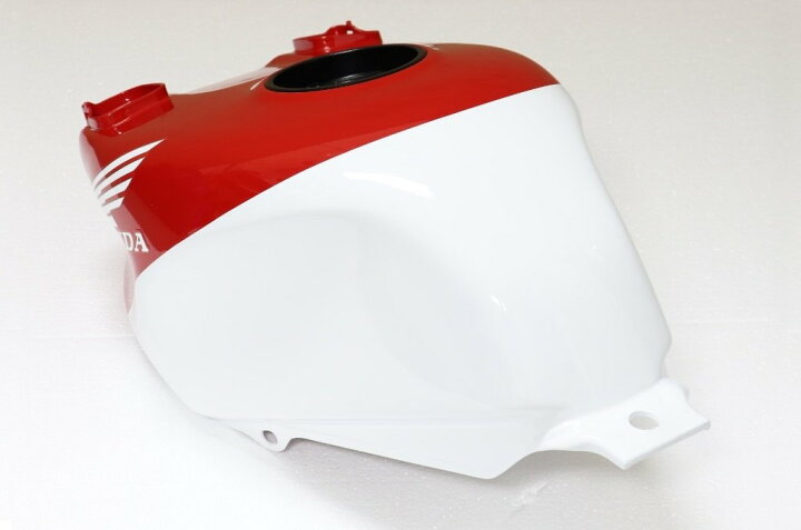 RVF400NC35ガソリンタンク