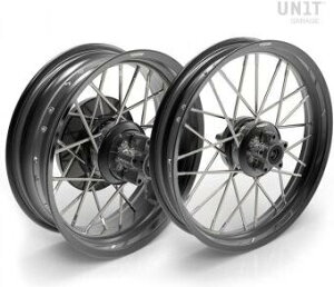 UNIT GARAGE ���j�b�g�K���[�W Unit Garage Pair of spoked wheels R18�C R18 B�C Transcontinental 24M9 | 3407 BMW �z�C�[�� �z�C�[���֘A �����