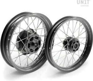 UNIT GARAGE ���j�b�g�K���[�W Unit Garage Pair of spoked wheels Moto Guzzi V7 32M6 | 2215_tubeless �z�C�[�� �z�C�[���֘A �����