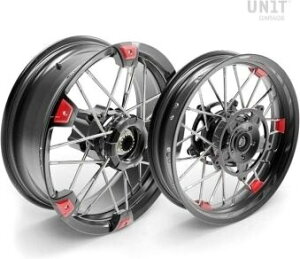 UNIT GARAGE ���j�b�g�K���[�W Unit Garage Pair of spoked wheels R1200R 24M9 SX Tubeless | 1332 BMW �z�C�[�� �z�C�[���֘A �����