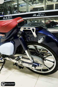 REVOLUTION {[V XeX ALA Super Cub C125 HONDA z_ O