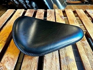 ���i��K&W �yLucky Custom Leather�zEstrella��p�\���V�[�g�L�b�g ���W�b�g�^�C�v Estrella KAWASAKI �J���T�L �V�[�g �V�[�g�֘A �O��