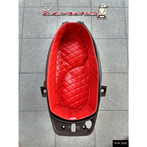 PIGASZO sKbcH Under-seat carpet with heat insulation Honda LEAD125 HONDA z_ ̑V[gIvVECi V[g֘A O J[FRed red thread