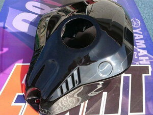 EIGHT(�˒J��) �G�C�g(�T�C�^�j��) �^���N�J�o�[ R1-type YZF-R25 YZF-R3 YAMAHA ���}�n �^���N�֘A �O��