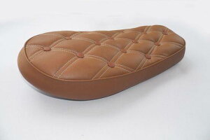 GIGA BIKE FACTORY �M�K�o�C�N�t�@�N�g���[ Custom Seat (Brown Leather / White Stitching Rivets) �V�[�g �V�[�g�֘A �O��