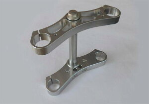 GIGA BIKE FACTORY �M�K�o�C�N�t�@�N�g���[ Custom Triple Tree Set (Upper �� Lower) for Yamaha R25�C R3 YZF-R25 YZF-R3 YAMAHA ���}�n �g���v���c���[�E�X�e���E�A���_�[�u���P�b�g �n���h��