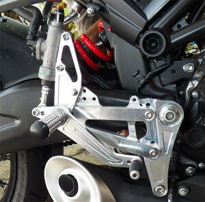 GIGA BIKE FACTORY �M�K�o�C�N�t�@�N�g���[ Racing Rearsets for Honda CB150R CB 150R HONDA �z���_ �o�b�N�X�e�b�v �X�e�b�v �����