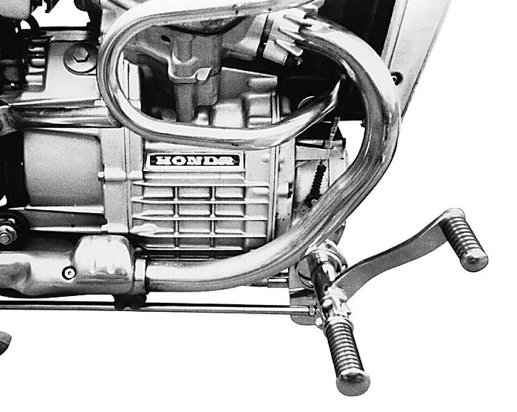 MOTORRAD BURCHARD モトラッド バーチャード Forward Controls Kit 39cm forward TUV Footpeg and Lever Design：Sundance Look milled Levers   Surface：Chrome CX 500 C HONDA ホンダ