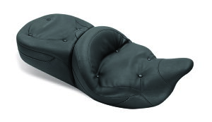 MUSTANG �}�X�^���O �X�[�p�[�c�[�����O �����s�[�X���[�K�� �V�[�g ���V�[�o�[�t�� (Super Touring One-Piece Regal Seat with Receiver Only)�ySEAT S TOUR RGL 08-18 FL�z HARLEY-DAVIDSON �n�[���[�_�r�b�h�\�� �V�[�g