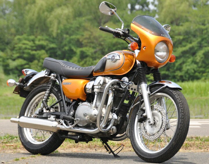 ショップ W800 11〜17年 クラシックフェンダー フロント エボニー CHIC DESIGN シックデザイン ルーカスLテール付き クラシックフェンダー リア ポーラホワイト CHIC DESIGN(シックデザイン) W650(99〜09年)