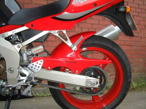 Pyramid Plastics �s���~�b�h�v���X�`�b�N �p�b�V�������b�h�E���A�t�F���_�[(Passion Red Hugger) ZX6 KAWASAKI �J���T�L ���A�t�F���_�[ �t�F���_�[�֘A �O��