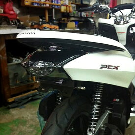 楽天市場 Pcx タイ仕様 ライト ランプ パーツ バイク用品 車用品 バイク用品の通販