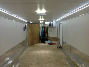 BRITE-LITES �u���C�g���C�c �g���[���[�����v LED �X�g���b�v 25�f�z���C�g �yLIGHT STRIP 25�fWHITE [2040-1212]�z LED�d���ELED�h���X�A�b�v�p�[�c ���Η� �d���n