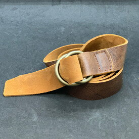 【England製レザー】 kudu 32ミリ幅 本革ベルト ダブルリングベルト Wリング リングベルト ガチャベルト ベルト belt イギリス製 珍しい革 希少な クードゥー メンズ レディース レザーベルト GIベルト レザー 独特な風合いをお楽しみ下さい 男女兼用 自社生産 日本製