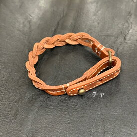 【静電気防止】10ミリ幅 手編み 本革 ブレスレット レザーブレスレット静電気除去 帯電防止 Oil Dakota オイルダコタ 三つ編み メッシュ仕上げ ギフト プレゼント 牛革 帯電 男女兼用 経年変化 春夏秋冬 天然皮革 静電気のパチパチストレスからの開放が期待されます。日本製