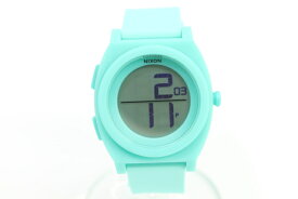 【中古】NIXON メンズ腕時計 -- TIME TELLER DIGI NIXON -- 水色 アクアブルー 青 ブルー 無地