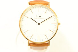 【中古】 Daniel Wellington レディース腕時計 -- CLASSIC DURHAM Daniel Wellington -- 金 ゴールド ロゴ DW00100109