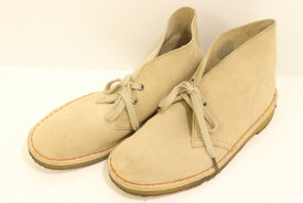 【中古】 clarks メンズシューズ 25.5cm DESERT BOOT SUEDE clarks 25.5cm ベージュ 肌色