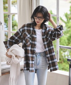 ＼20％OFFクーポン利用で1619円／【SALE 2529円→2023円】オンブレチェックネルシャツ レディース メンズ シャツ 長袖 トップス チェックシャツ チェック柄 ゆったり 体型カバー 羽織り 大きめ 秋冬 おしゃれ かわいい 男女兼用 WEGO